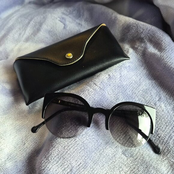 RETROSUPERFUTURE - Lucia Cateye Sunglasses (Like New!) - Picture 1 of 4